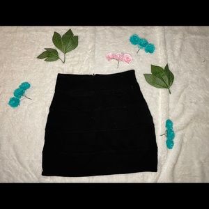 Aritzia Talula Pencil Skirt